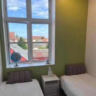 Отель Den Lille Skole - Ferie Pa Aero I Marstal By - Vaerelser Экстерьер фото